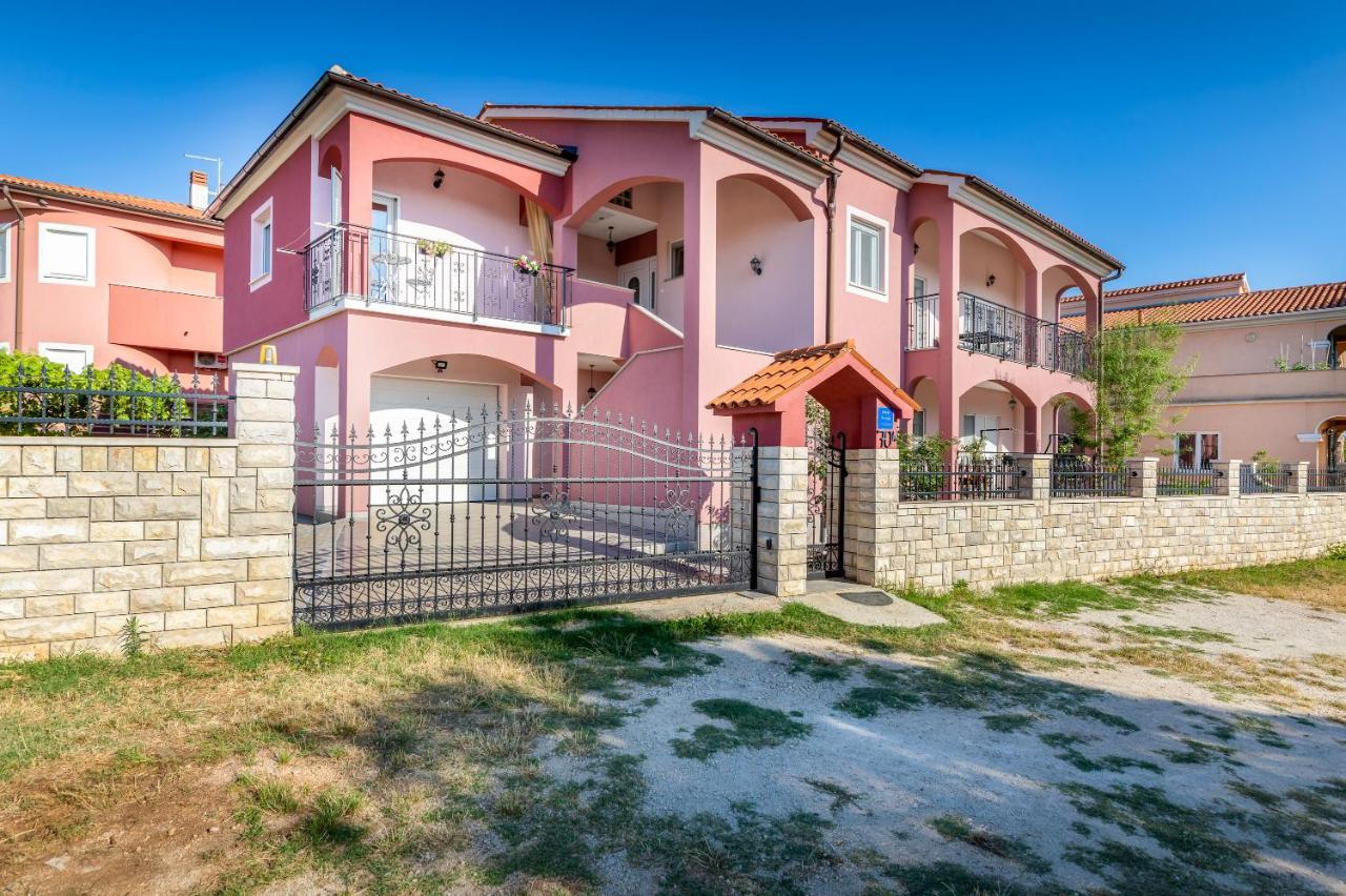 Apartman Vera Pula Exteriér fotografie